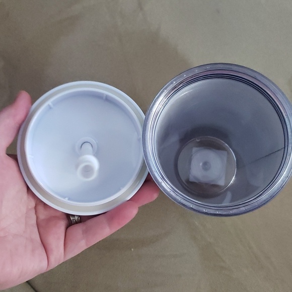 Starbucks iridescent holiday cup - Picture 4 of 5